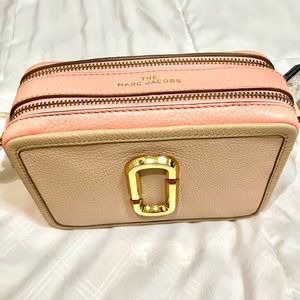 Marc Jacobs
The Softshot 21 Bag